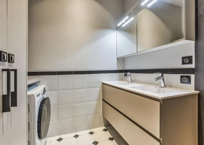 Majestic Broadway - 4 Star With Spectacular Views Apartmán *